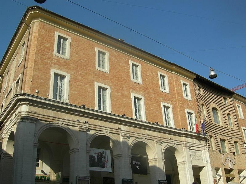 palazzo del collegio raffaello urbino